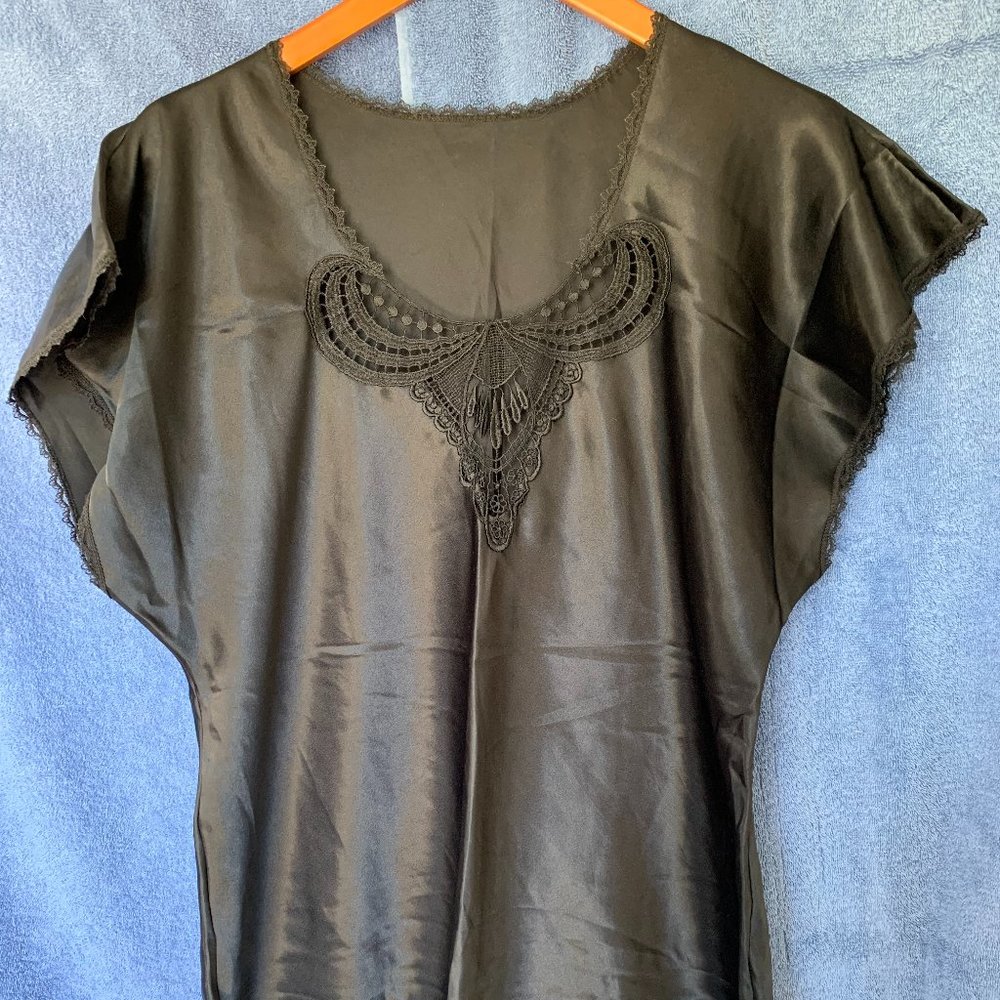 Nightshirt black satin size Large